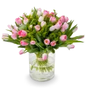 Kytice růžových tulipánů